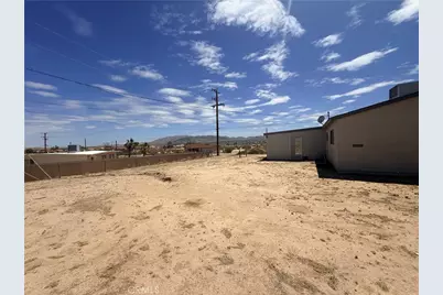 5893 Marine, 29 Palms MCB, CA 92277 - Photo 17