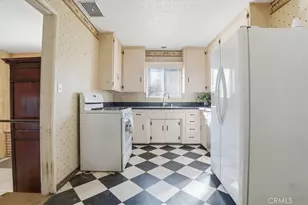 31750 Florida, Redlands, CA 92373 - Photo 9