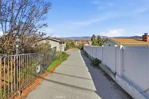 31750 Florida, Redlands, CA 92373 - Photo 3