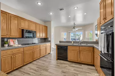 30263 Swan Point, Canyon Lake, CA 92587 - Photo 19