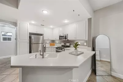 41710 Woodridge Avenue #2, Murrieta, CA 92562 - Photo 7