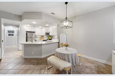 41710 Woodridge Avenue #2, Murrieta, CA 92562 - Photo 5