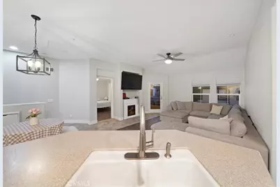 41710 Woodridge Avenue #2, Murrieta, CA 92562 - Photo 9