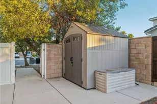 33263 Gypsum, Menifee, CA 92584 - Photo 45