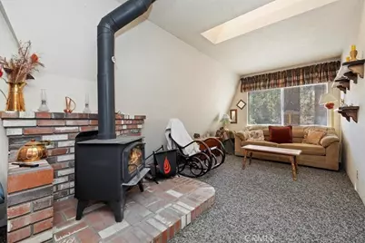 627 Sunset Lane, Sugarloaf, CA 92386 - Photo 15