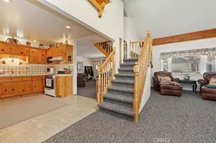 627 Sunset Ln, Sugarloaf, CA 92386 - Photo 11