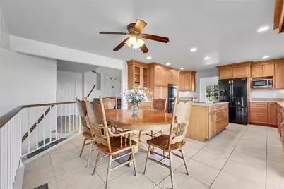 27990 Vista Del Valle, Hemet, CA 92544 - Photo 11