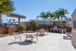 880 N Lake St, Hemet, CA 92544 - Photo 15