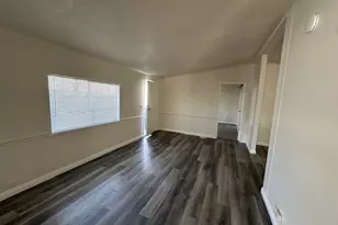 880 N Lake St, Hemet, CA 92544 - Photo 9