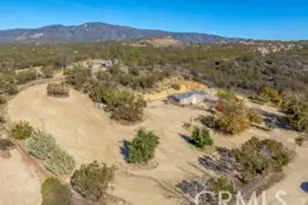 38600 Tamscot Dr, Anza, CA 92539 - Photo 5