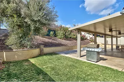 35689 Yellowstone, Winchester, CA 92596 - Photo 37