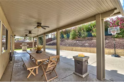 35689 Yellowstone, Winchester, CA 92596 - Photo 39