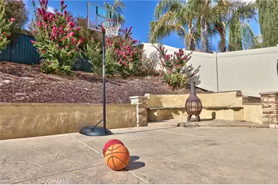 35689 Yellowstone, Winchester, CA 92596 - Photo 41