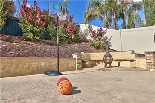 35689 Yellowstone, Winchester, CA 92596 - Photo 41