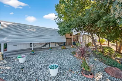 1300 W Menlo #163, Hemet, CA 92543 - Photo 37