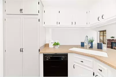 1362 Yorktown, San Jacinto, CA 92583 - Photo 11