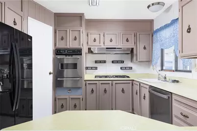 881 N Lake #301, Hemet, CA 92544 - Photo 15