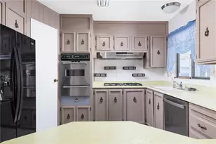 881 N Lake, Hemet, CA 92544 - Photo 15