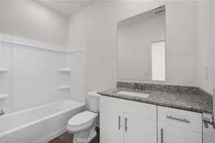 14829 Desert Lily Ct, Apple Valley, CA 92307 - Photo 5