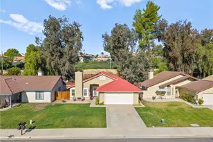 39795 Old Carriage, Murrieta, CA 92563 - Photo 9