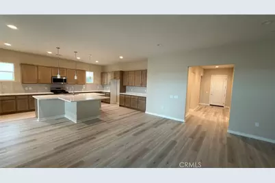 6438 Castle Crags Avenue, Hesperia, CA 92345 - Photo 3