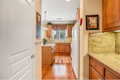 8061 Mickelson Way, Hemet, CA 92545 - Photo 7