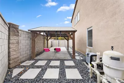 26586 Weston Hills Drive, Murrieta, CA 92563 - Photo 53