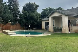 10622 Yosemite Falls Ave, Bakersfield, CA 93312 - Photo 37