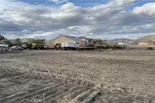 669 N Lyon, San Jacinto, CA 92582 - Photo 1