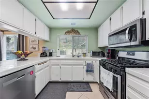 11735 Country Flower, Moreno Valley, CA 92557 - Photo 13