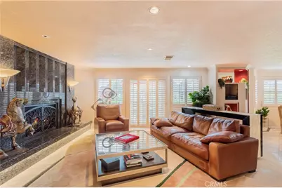 7373 Alicante, Carlsbad, CA 92009 - Photo 11