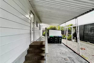 881 N Lake St, Hemet, CA 92544 - Photo 3