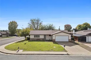 409 Borman Ave, Bakersfield, CA 93308 - Photo 5
