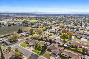 409 Borman Ave, Bakersfield, CA 93308 - Photo 9