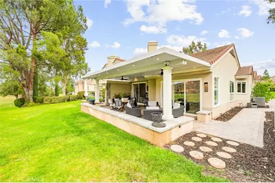 38521 Glen Abbey, Murrieta, CA 92562 - Photo 25