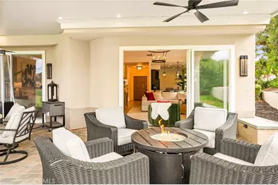38521 Glen Abbey, Murrieta, CA 92562 - Photo 5