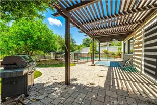 23549 Bending Oak Ct, Murrieta, CA 92562 - Photo 25