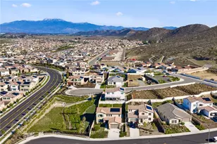 29644 Bonneville Ct, Winchester, CA 92596 - Photo 51