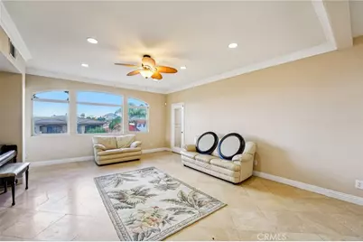 30571 Longhorn Drive, Canyon Lake, CA 92587 - Photo 5