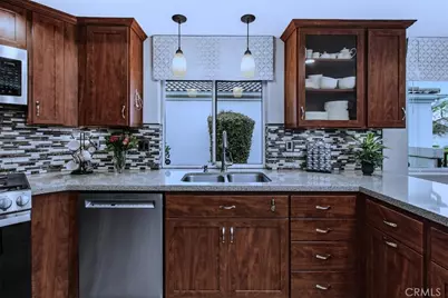 40442 Via Amapola, Murrieta, CA 92562 - Photo 13