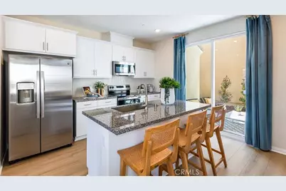 1684 Phantom Lane, Rialto, CA 92376 - Photo 3