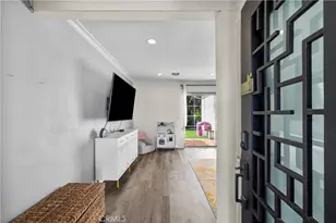 18019 Tiara, Encino, CA 91316 - Photo 3