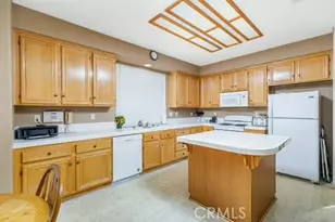 37974 Orange Blossom Ln, Murrieta, CA 92563 - Photo 7