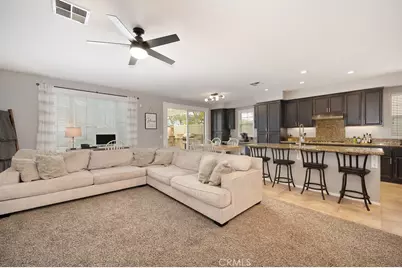 34076 Albacete, Murrieta, CA 92563 - Photo 5