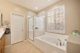 34076 Albacete, Murrieta, CA 92563 - Photo 29