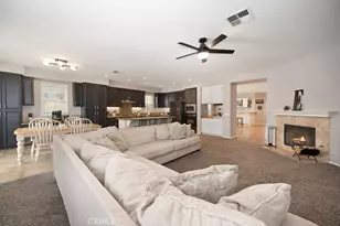 34076 Albacete, Murrieta, CA 92563 - Photo 13