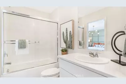 19128 Chestnut Grove Court, Riverside, CA 92507 - Photo 11