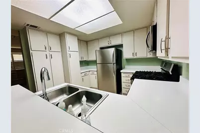 444 E Thornton, Hemet, CA 92543 - Photo 5