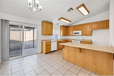 1230 Shellie Lane, Hemet, CA 92543 - Photo 11