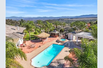 35751 Avenida La Cresta, Murrieta, CA 92562 - Photo 7